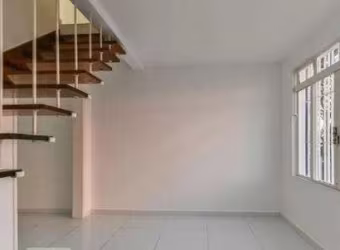 Casa com 3 quartos e 2 vagas na Lapa