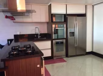 Casa bem localizada.Imóvel arejado e recém reformada (cozinha, sala e área de lazer).