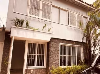 Aluga-se casa comercial com 6 salas na Chácara Santo Antônio !