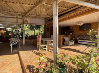 Casa à venda na Praia da Lagoa com 2.173m² 4 dormitórios 2 suítes 5 banheiros 5 vagas