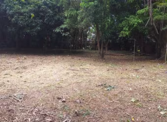 Terreno à venda na Chácara Flora