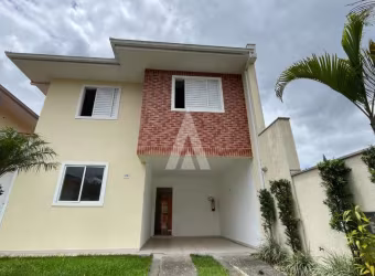 Casa em condomínio fechado com 3 quartos à venda na Rua Itajubá, --, Bom Retiro, Joinville por R$ 850.000