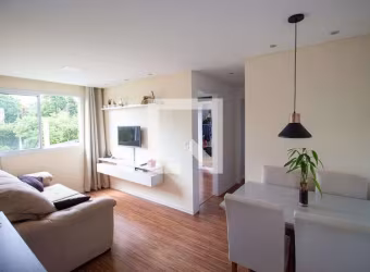 Apartamento à Venda - Vila Carmosina, 2 Quartos,  45 m2