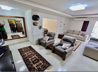 Casa à Venda - Candelária - Natal/RN