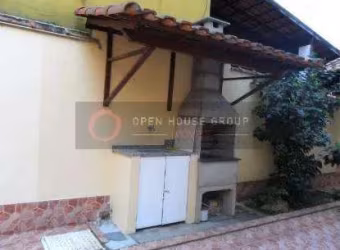 Open House vende casa Fonseca rua sem saída 3 quartos e quintal