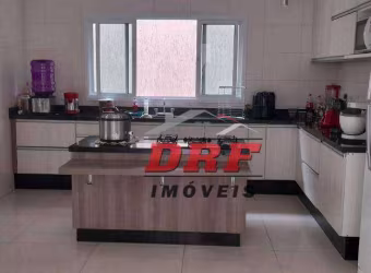 Sobrado com 3 dormitórios à venda, 317 m² por R$ 1.300.000,00 - Jardim Vila Galvão - Guarulhos/SP