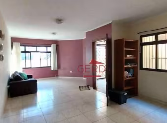 Osasco, SP: Sobrado à Venda na Bela Vista com 3 Dormitórios e Salão de Festas