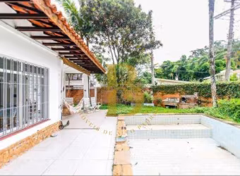 Casa de vila com 310 m², 3 quartos sendo 1 suíte para alugar no bairro Granja Julieta.