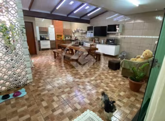 Sobrado de Quatro Suítes no Jardim Atlântico, Goiânia - GO codigo: 82124