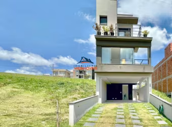 Casa em Condomínio à Venda em Cotia-SP, Bairro das Pedras! 3 Quartos, 1 Suíte, 2 Salas, 3 Banheiros, 4 Vagas, 137m²!