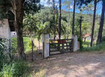 Chácara com 5 dormitórios à venda, 150000 m² por R$ 980.000,00 - Registro - Taubaté/SP
