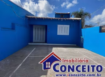 C580 - Linda residência com 2 dormitórios a 25 metros da Av. Mariluz