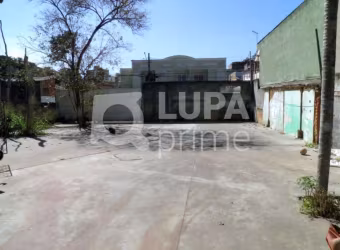 Terreno com 450 m² a venda na Vila Ede