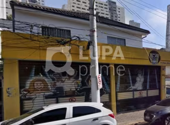 Terreno com 3 casas á venda na Parada Inglesa!