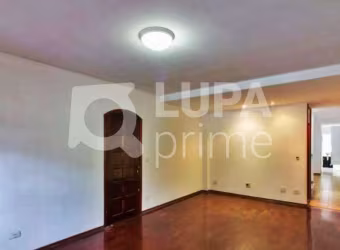CASA COM 3 QUARTOS E 2 VAGAS DE GARAGEM À VENDA NO IMIRIM