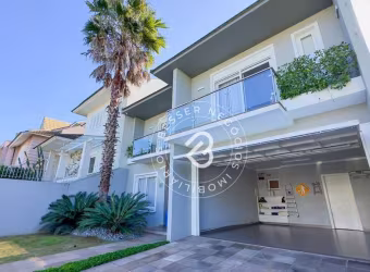 Sobrado com 3 dormitórios à venda, 240 m² por R$ 2.550.000 - Mont´Serrat - Canoas/RS
