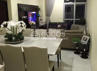 Cobertura à venda, 3 quartos, 1 suíte, 2 vagas, Saraiva - Uberlândia/MG