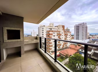 Apartamento com 02 dormitórios sendo 01 suíte no bairro São João em Itajaí