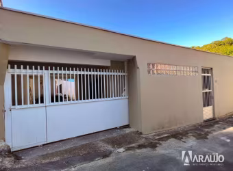 Casa com 3 dormitórios no Bairro Fazenda em Itajaí
