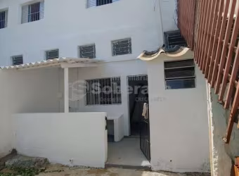 Casa com 1 quarto para alugar no Parque Valença I, Campinas , 30 m2 por R$ 650