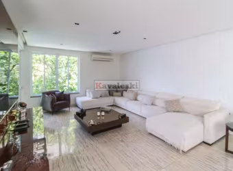Sobrado à venda com 225m², 3 suites e 4 vagas JD. SAUDE