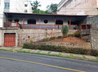 Casa com 3 quartos, suíte e linda vista em bairro valorizado.