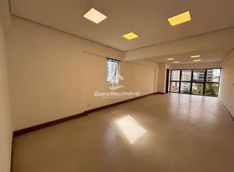 Sala comercial com 1 sala à venda na Rua Sinimbu, 1536, Centro, Caxias do Sul por R$ 220.000