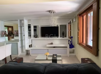 Excelente residência 03 dormitórios ( uma suite ),banheiro social,  living 02 ambientes,lavabo, copa cozinha americana,, garagem 2 carros
