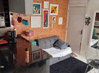 Apartamento em Glória