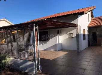 Casa para Venda - 300m², 2 dormitórios, 3 vagas - Nossa Senhora das Graças