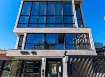 Apartamento Duplex com 135m²e 03 Dormitórios Bairro Tristeza