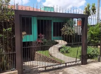 Casa 4 dormitórios, 1 suíte, vagas de garagem, Bairro Bom Princípio