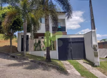 Casa com três quartos (1 suíte) a venda no Alto das Palmeiras!
