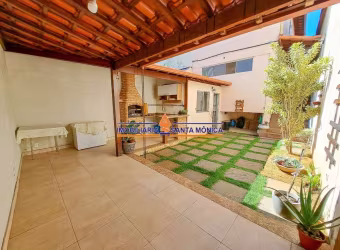 Casa com 3 quartos à venda na Santa Mônica, Belo Horizonte  por R$ 850.000