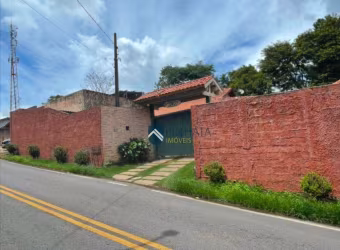 Casa com 3 dormitórios à venda, 465 m² por R$ 900.000,00 - Caixa D'água - Vinhedo/SP