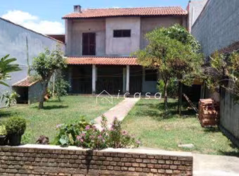 Sobrado com 5 dormitórios à venda, 250 m² por R$ 660.000,00 - Vera Cruz - Caçapava/SP