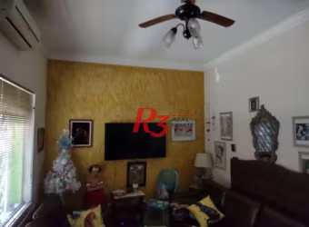 Sobrado com 2 dormitórios à venda, 70 m² por R$ 790.000,00 - Embaré - Santos/SP