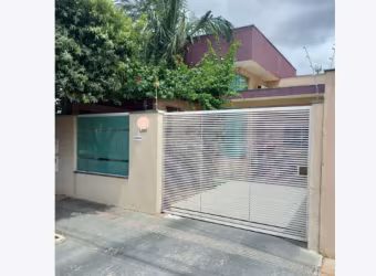 Linda Casa com armários no Imperio do Sol
