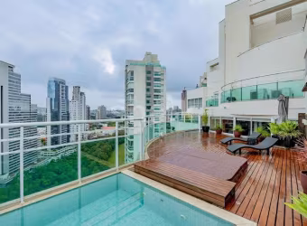 Cobertura Mobiliada para locação por R$ 45.000,00 em Alphaville, Barueri - SP