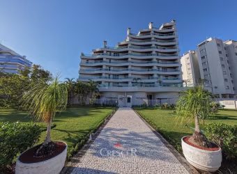 Apartamento com 03 quartos quadra mar em Caiobá