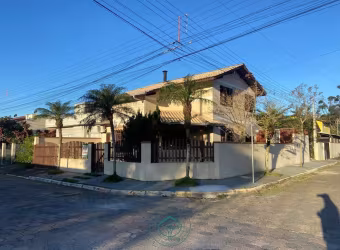 Sobrado 3 dormitórios 1suíte - Centro - Balneário Piçarras