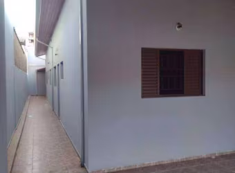 Casa com 2 dormitórios à venda, 61 m²- Europa - Jaguariúna/SP