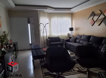 Sobrado à venda 3 quartos 3 suítes 6 vagas Jaçatuba - Santo André - SP