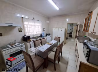 Sobrado 225 m² Localizado No Bairro Homero Thon Santo André - SP