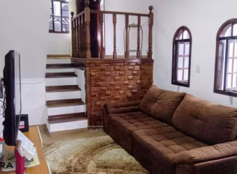 Sobrado à venda 3 quartos 2 vagas Humaitá - Santo André - SP