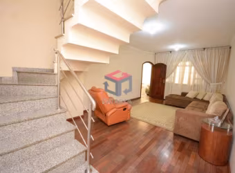 sobrado com 231 m² Localizado no Bairo Vila Homero Thon/ Santo André