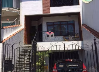 Sobrado à venda 3 quartos 1 suíte 4 vagas Selecta - São Bernardo do Campo - SP