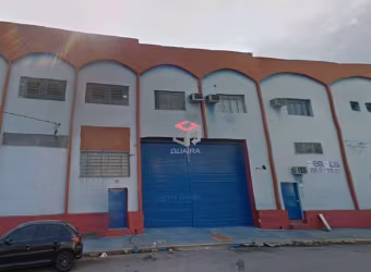 Galpão Industrial com 1000m² localizado no Bairro Cerâmica em São Caetano do Sul/ SP.