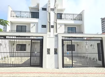 Triplex a 100 metros da Praia de Armação