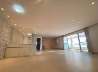 Apartamento com 3 dormitórios à venda, 202 m² por R$ 2.000.000 - Tamboré - Santana de Parnaíba/SP! Contato: Suit (11) 94584-8250